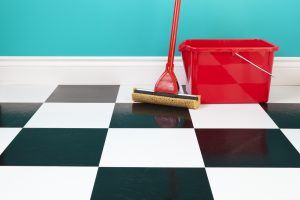 Guide d'entretien pour laver les sols - La Belle Adresse