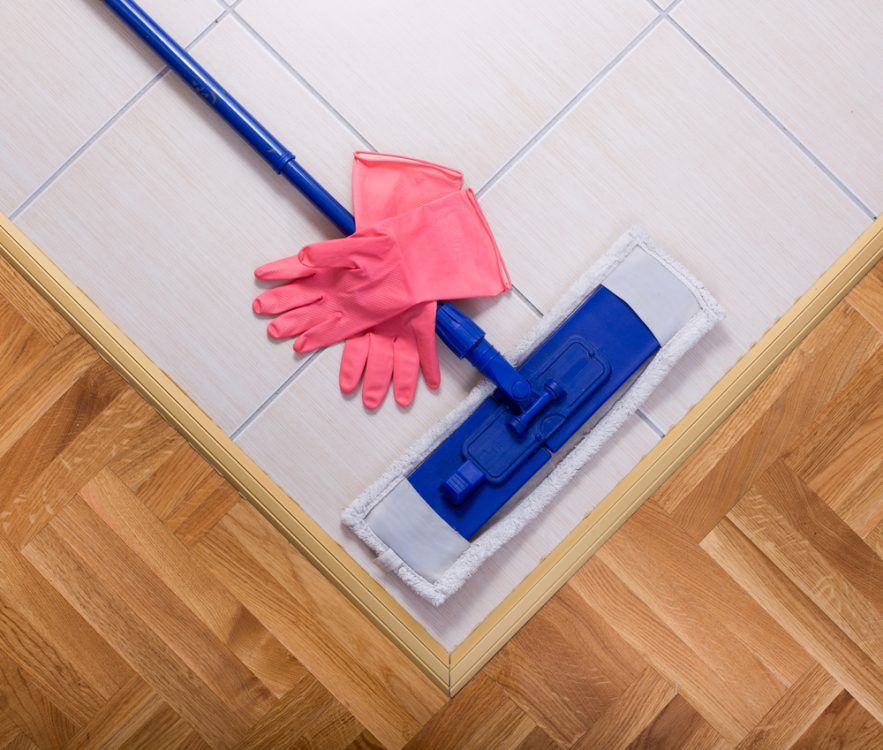 Nettoyer vos sols : consels pour carrelage, parquet et moquette